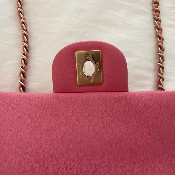 NWT 🩷 CHANEL 🩷 23P Pink Top Handle Mini with Light Gold Hardware - Picture 13 of 16